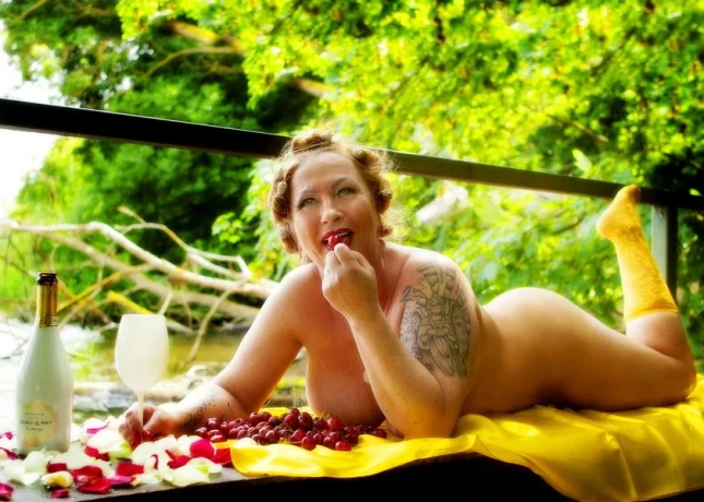 Anna Neu — 3 / 9