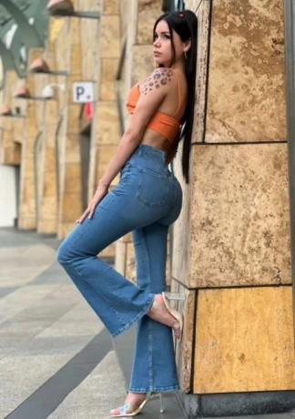 Alessia134 — 19 / 21