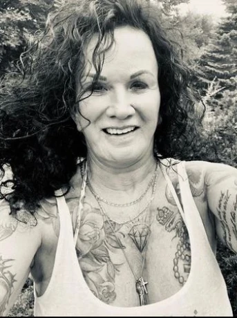 Deutsche Cora — 8 / 17