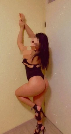 Teddy Party Girl (18+) 24h Haus Besuch und Hotel Besuch — 1 / 5