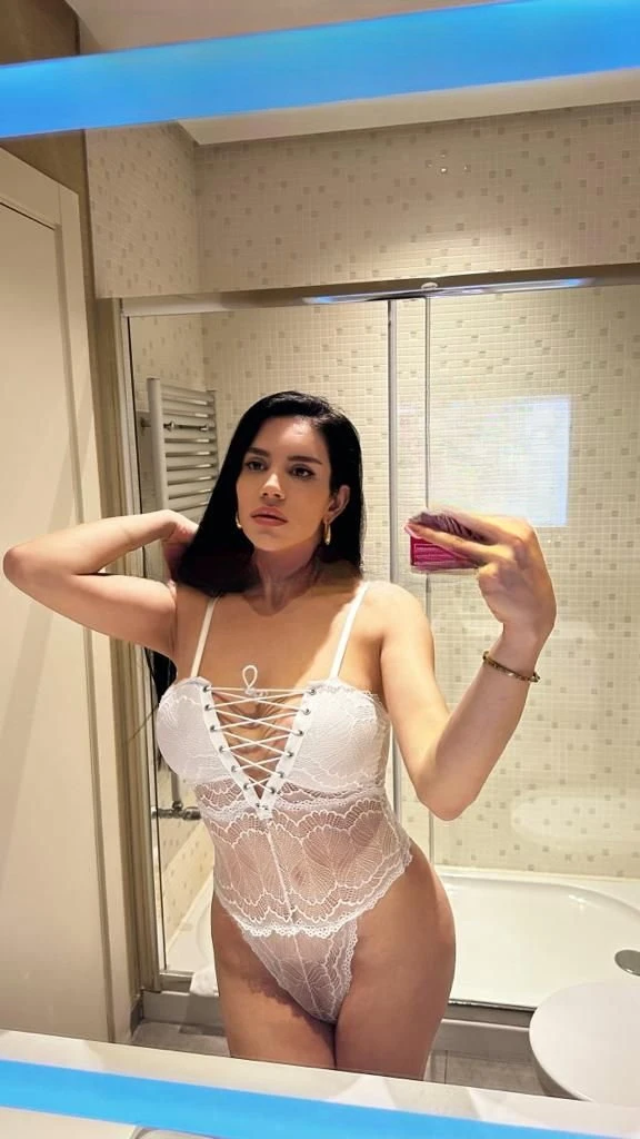 Nisa Serez XL, Escort, Berlin