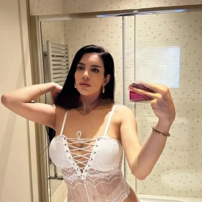 Nisa Serez XL, Escort, Berlin