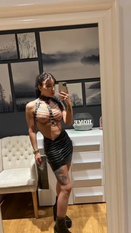 Ts Turkish Queen Melissa — 5 / 18