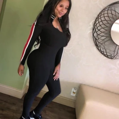 Nancy, Escort, Muscat