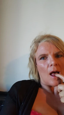 TantalisingTaylor69 — 14 / 16