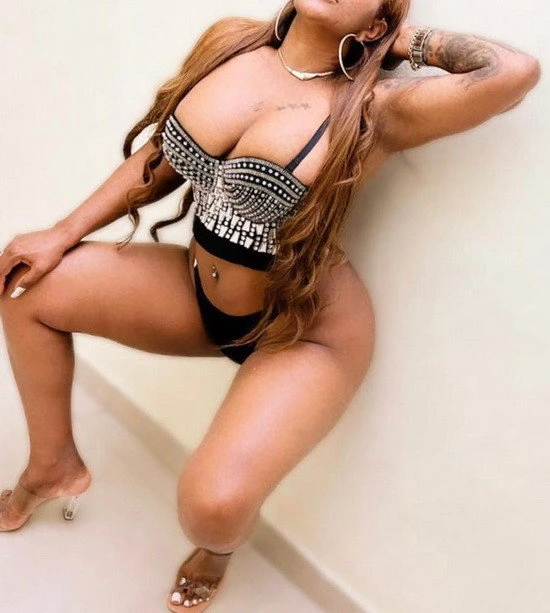 Brenda Scharfes, Escort, Zurich