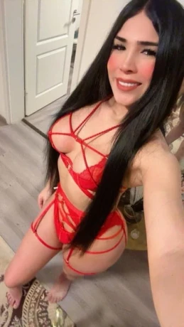 TS Mia Mega — 19 / 23