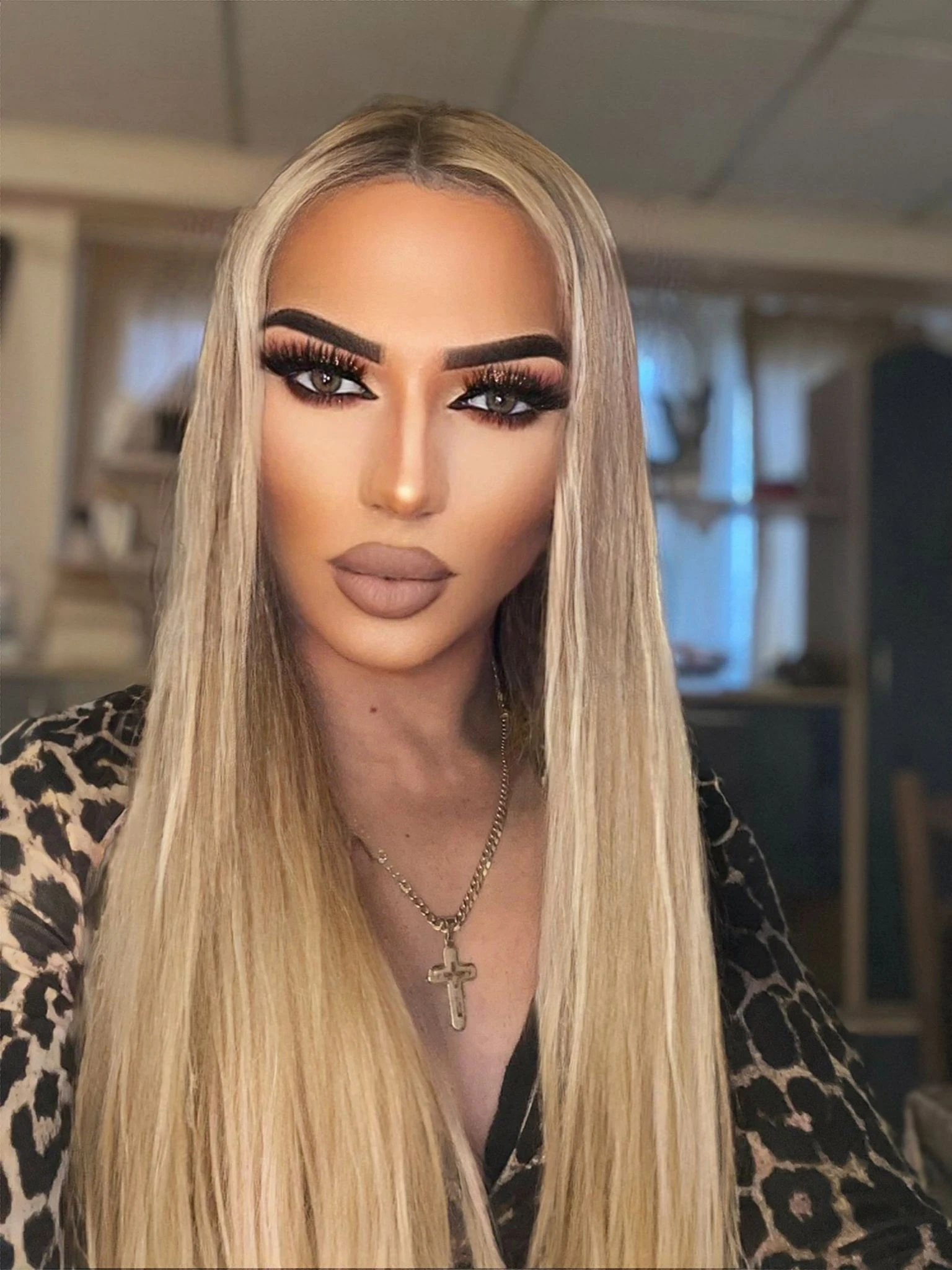 Emanuela008 — 6 / 8