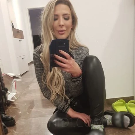 louisa- Partymaus — 21 / 24