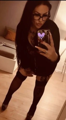 Lola Deutsch2 — 10 / 11