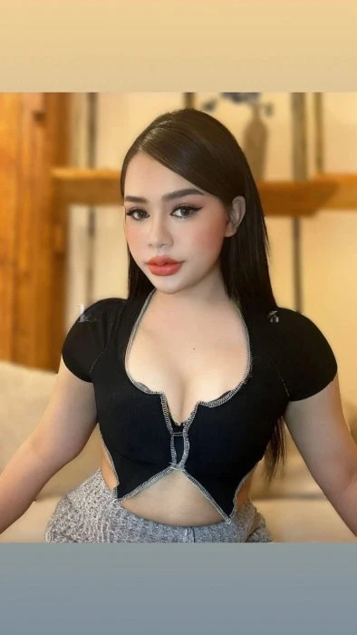 Weena — 6 / 9