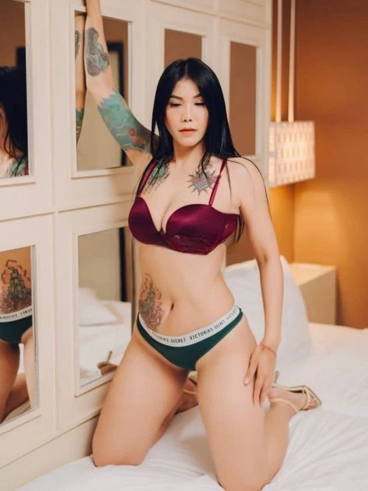 Nataly — 3 / 5