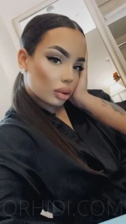 Emma - Party 24/7 — 8 / 9