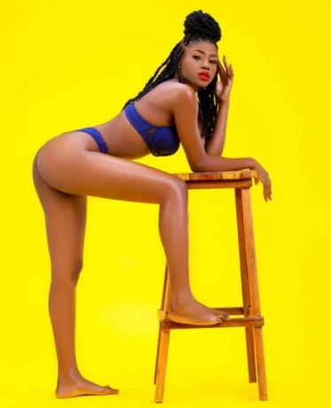 Gena Vivian — 2 / 3