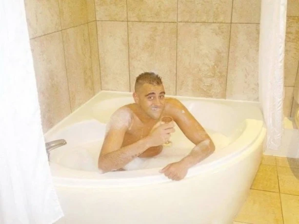 Dale Bradford — 9 / 12