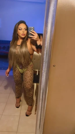 Claudia Matarazzo — 9 / 12