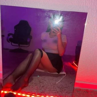 I-vy, Escort, Troisdorf