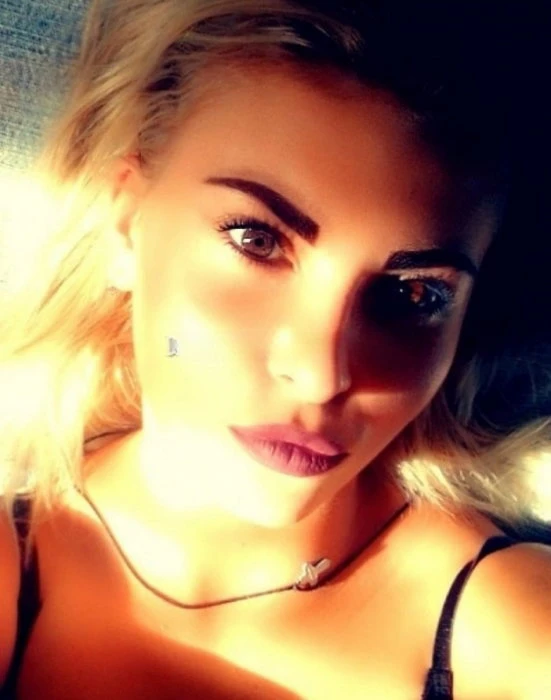 Alexa — 2 / 3