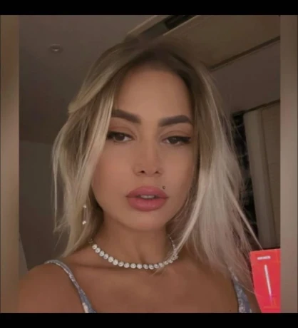 Alaina — 1 / 6