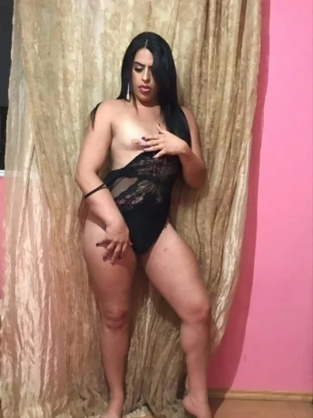 Renata Gonçalves — 3 / 12