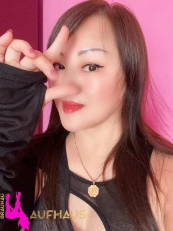 Linda Asia — 2 / 3