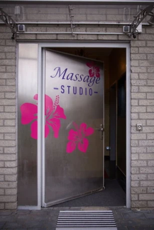 Erotisches Massage Studio — 2 / 10