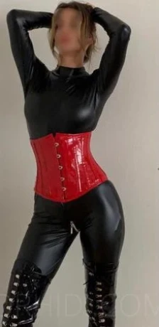 Lady Tyna - Nur eine Woche in der Stadt! — 2 / 3