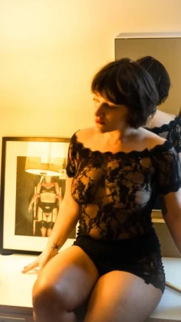 Louisa Smith — 1 / 3