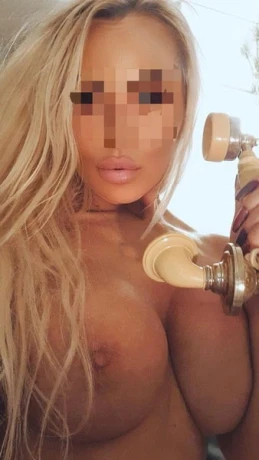 Lady Natalia — 17 / 19