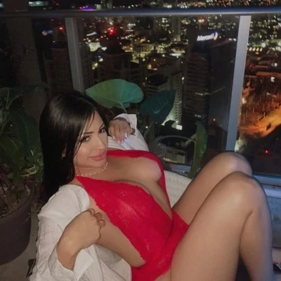 Isabela Latina Av Aus Kolumbien, Escort, Essen