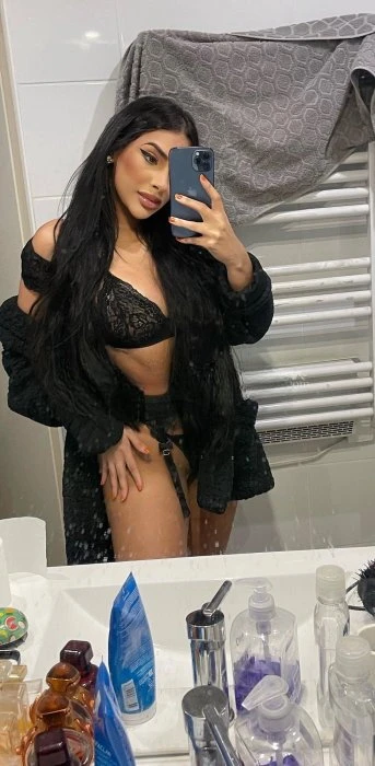 Jade — 10 / 12
