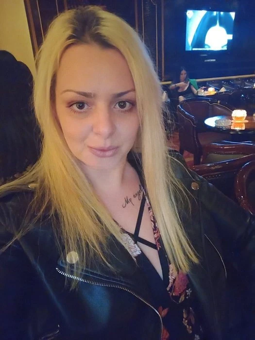 Natali — 6 / 9