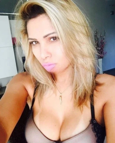 Agatha Victória — 10 / 12