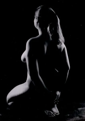 Deutsche Alexa Av Queen — 1 / 3