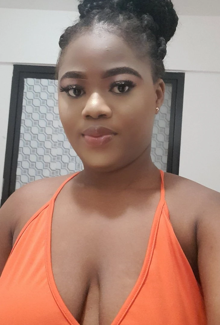 Nicky, Escort, Dubai