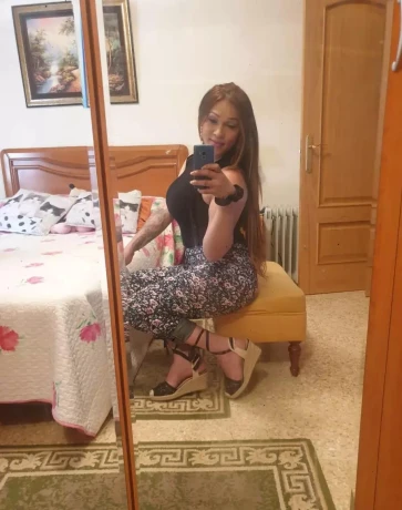 The Queen Valeria Ts Original 100 23x12 Real — 10 / 23