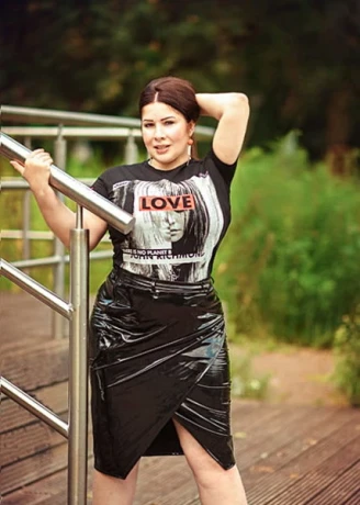 Nela Elektra — 7 / 14