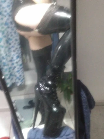 Li Black Martin — 5 / 7