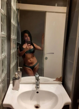 Camille Salvador — 3 / 11