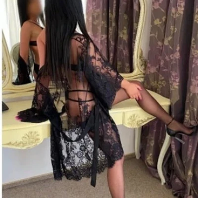Elena, Escort, Neustrelitz