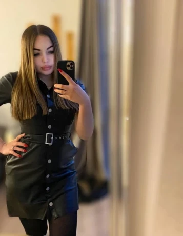 Anastasiya — 2 / 3