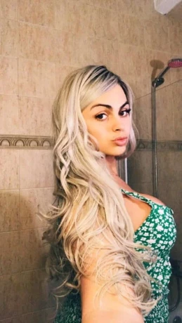 Ts Melissa Xxl — 8 / 10