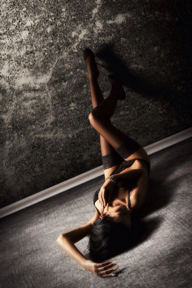 Tini — 2 / 9