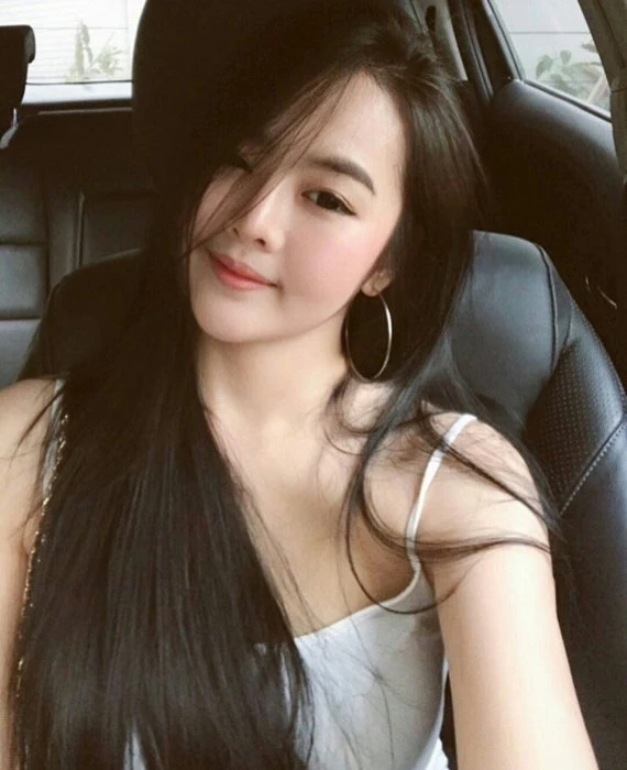 Lara, Escort, Singapore