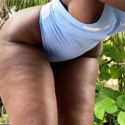 Kandi, Escort, Singapore