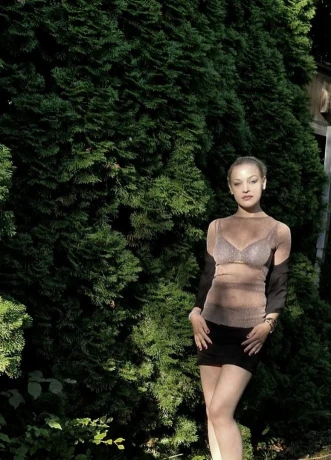 Alexandra 29 — 16 / 17