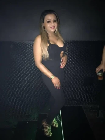 Vanessa Trans — 5 / 11