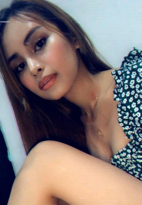 Pamela — 2 / 5