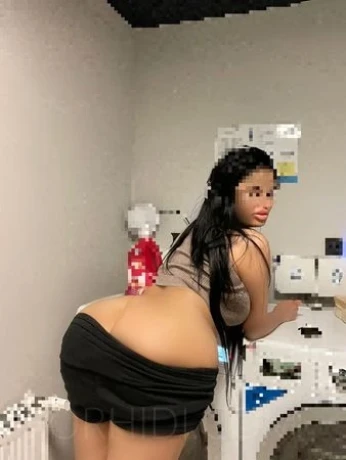 Amber Madissyn — 2 / 4