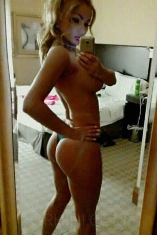 Hailey — 4 / 5